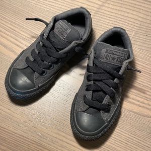 Converse All Star Sneakers Unisex Toddler Size 11- Like New